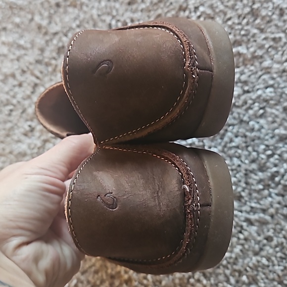 $140 9 Tooled Leather Olukai Korean Slip-ons as if new firm$ - Picture 10 of 14